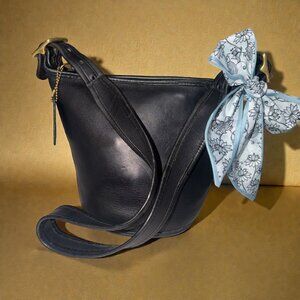 VTG Coach Maggie Duffle Mini 9019 Black Leather Brass Bucket Bag 90s USA *READ*